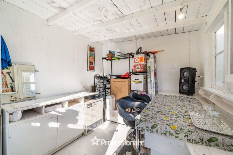 Photo of property in 61 Petrie Street, Wainuiomata, Lower Hutt, 5014