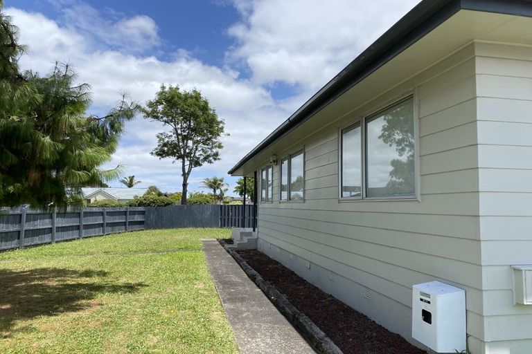 Photo of property in 4 Lyren Place, Half Moon Bay, Auckland, 2012