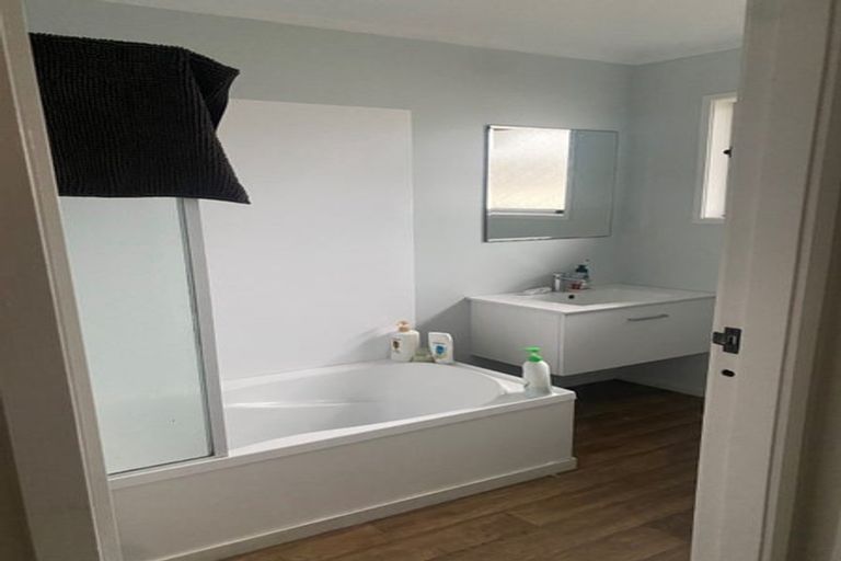 Photo of property in 2/150 Cucksey Crescent, Te Awamutu, 3800