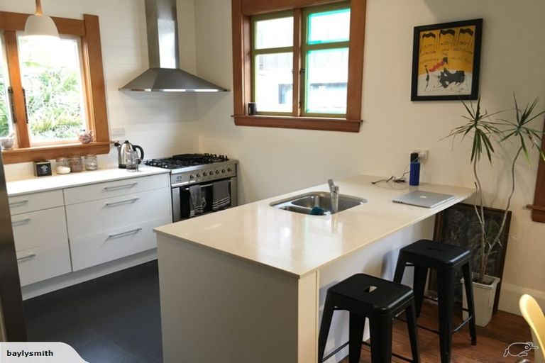 Photo of property in 8 Newton Street, Fitzroy, New Plymouth, 4312