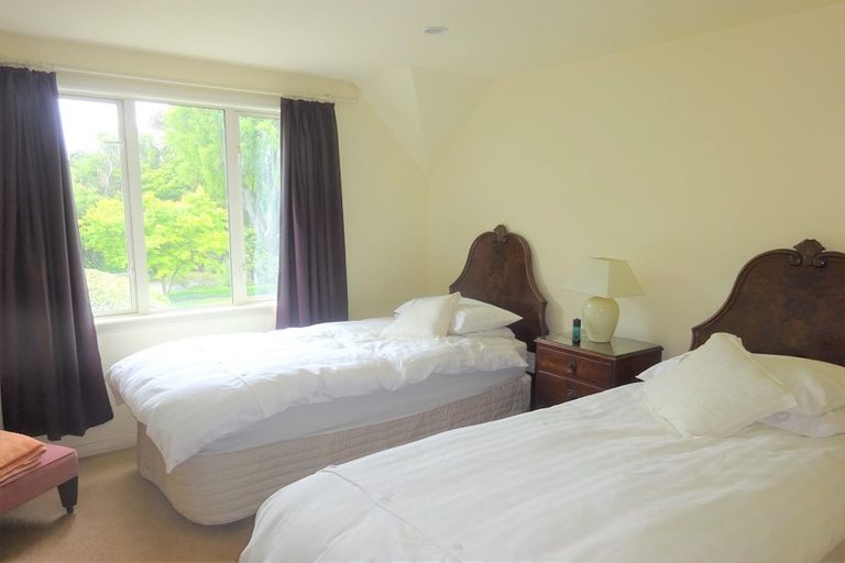 Photo of property in 39 Kirkwood Avenue, Upper Riccarton, Christchurch, 8041