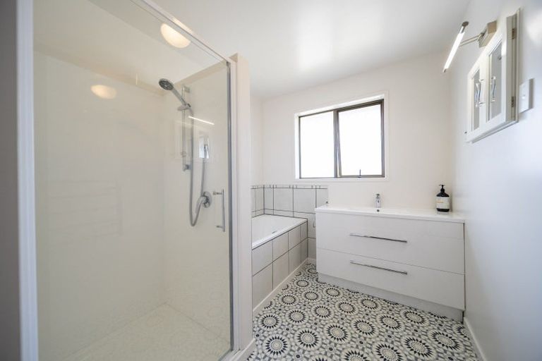 Photo of property in 21 Howden Street, Te Anau, 9600