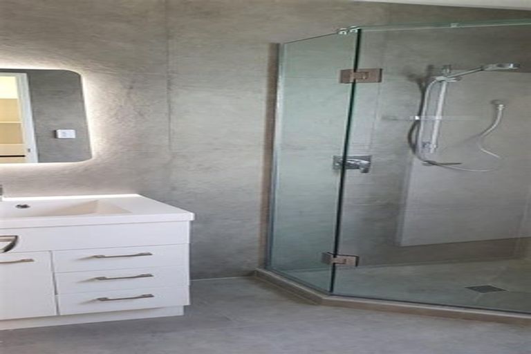 Photo of property in 21c Andrew Road, Howick, Auckland, 2010