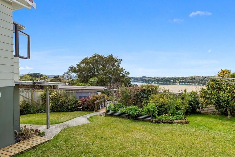 Photo of property in 33 Green Road, Matakana, Warkworth, 0985