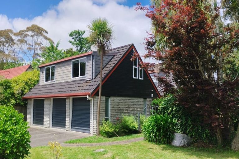 Photo of property in 1 Cotebrooke Lane, Hillcrest, Hamilton, 3216