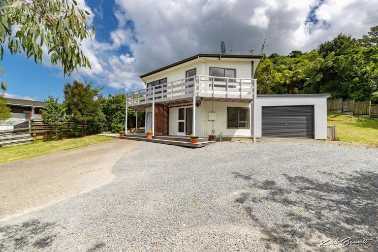 Photo of property in 29 Stanhope Grove, Korokoro, Lower Hutt, 5012