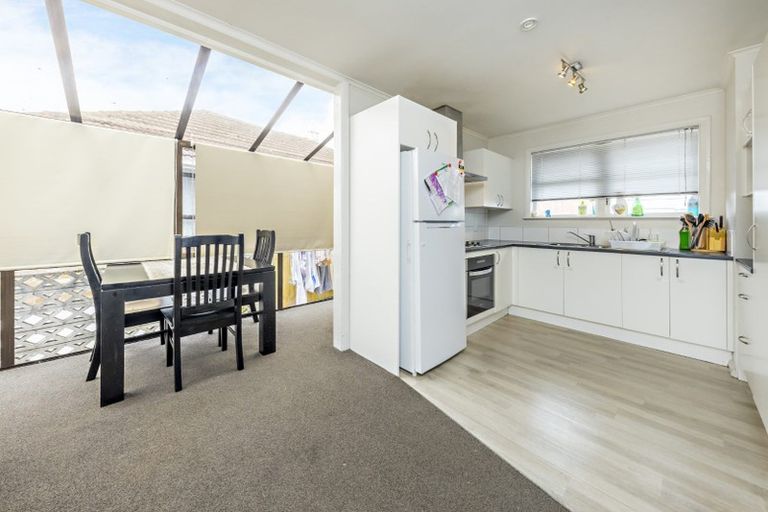 Photo of property in 14 Buller Crescent, Manurewa, Auckland, 2102