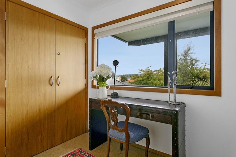 Photo of property in 27 Chesham Avenue, Waipahihi, Taupo, 3330