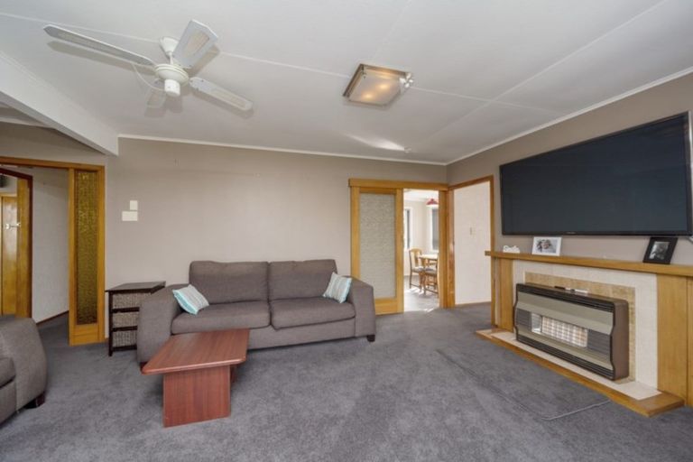 Photo of property in 17 Clyde Street, Ferndale, New Plymouth, 4310