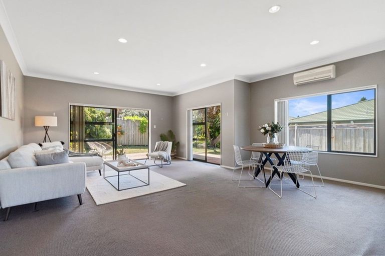 Photo of property in 30 Macmillan Street, Katikati, 3129