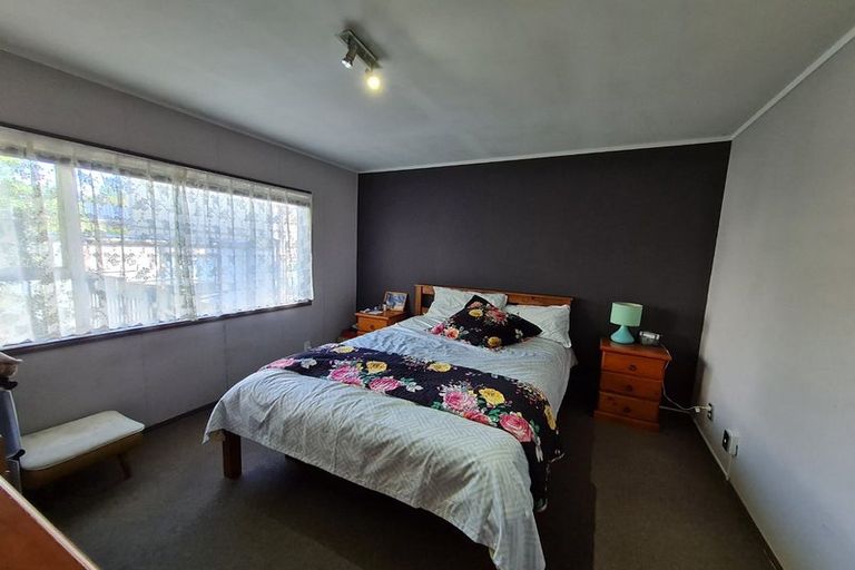 Photo of property in 1/103 Carlisle Road, Torbay, Auckland, 0632