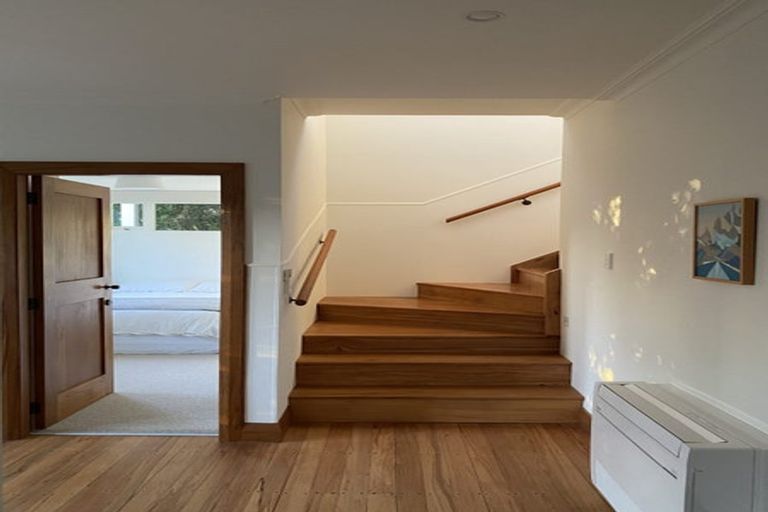 Photo of property in 33 Manchester Street, Melrose, Wellington, 6023