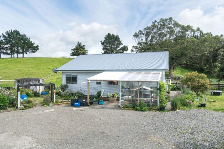 Photo of property in 187 Cemetery Road, Sanson, Palmerston North, 4479