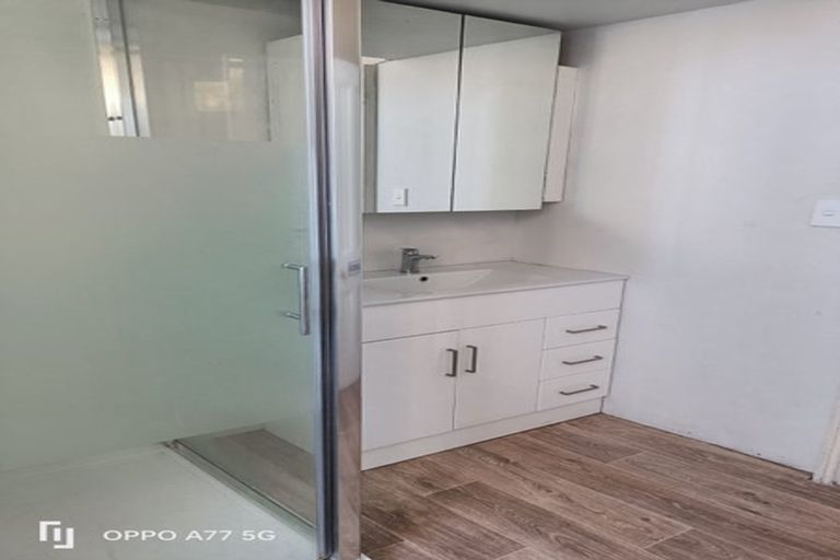 Photo of property in 1/252 Lincoln Road, Addington, Christchurch, 8024