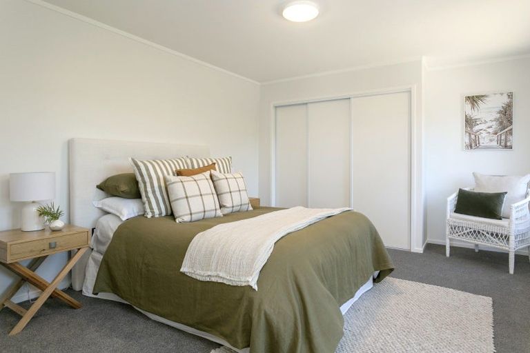 Photo of property in 12a Reeves Road, Acacia Bay, Taupo, 3330