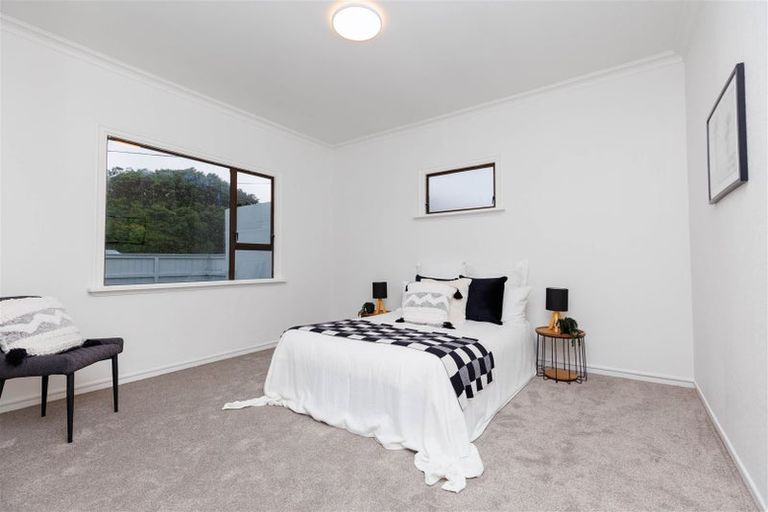 Photo of property in 104 Wexford Road, Miramar, Wellington, 6022