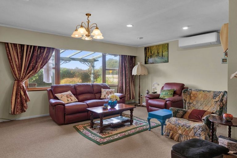 Photo of property in 60 Kawaha Point Road, Kawaha Point, Rotorua, 3010