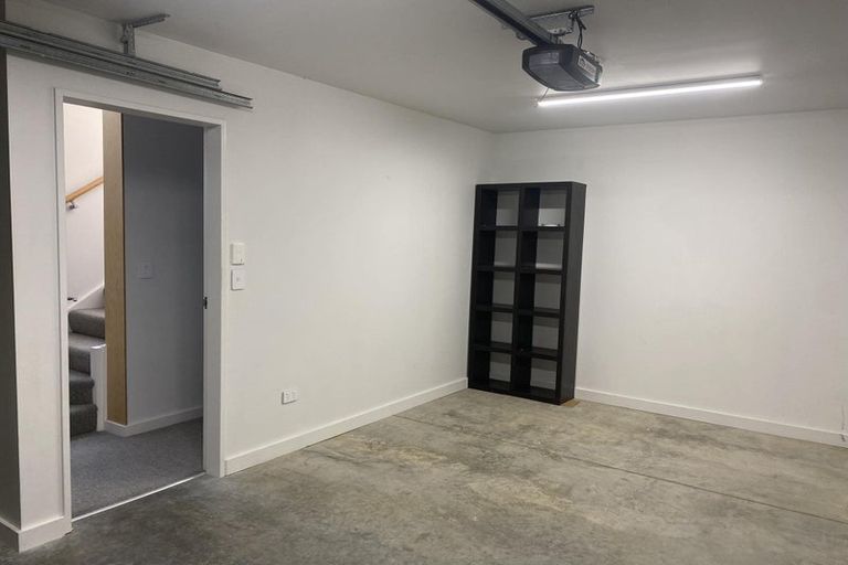 Photo of property in 1/38 Makara Road, Karori, Wellington, 6012