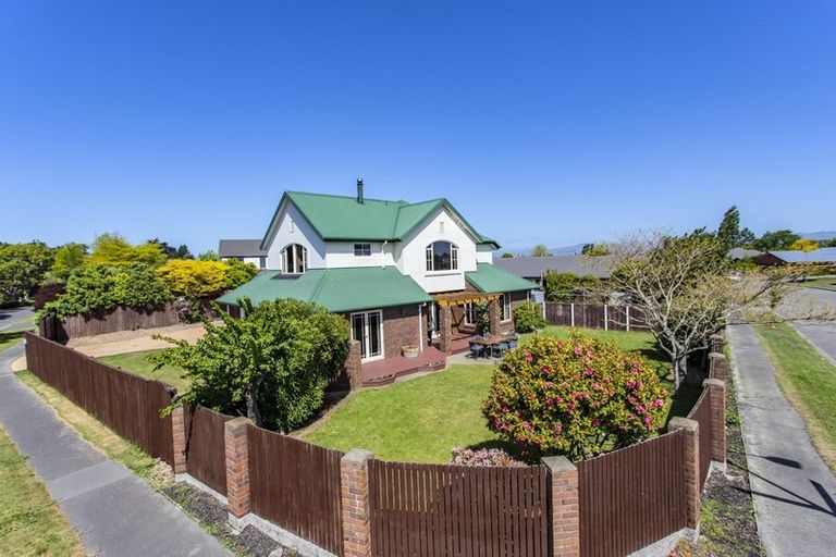 Photo of property in 20 Alpine View Lane, Parklands, Christchurch, 8083