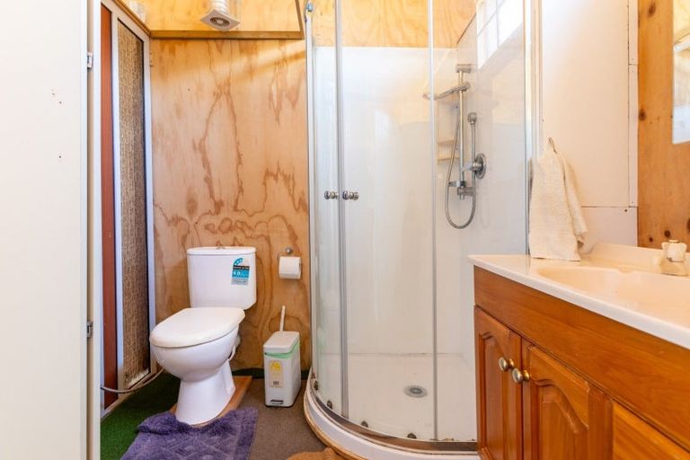Photo of property in 1 Richardson Street, Woodville, 4920