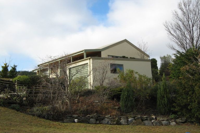 Photo of property in 50 Rata Street, Wanaka, 9305