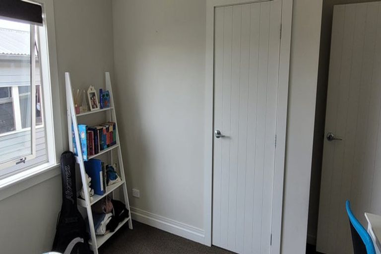 Photo of property in 7a Raleigh Street, Vogeltown, New Plymouth, 4310