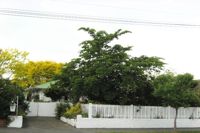 Photo of property in 17 Springbank Street, Bryndwr, Christchurch, 8053