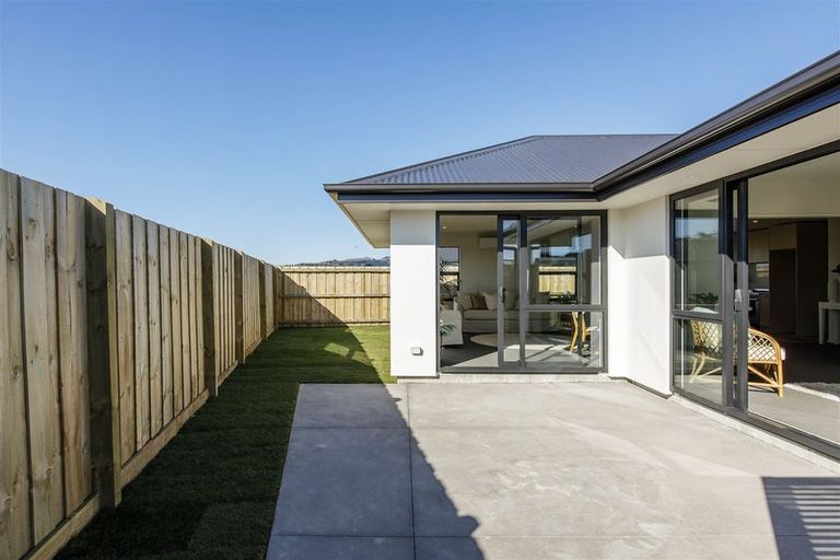 Photo of property in 6 Dalness Crescent, Halswell, Christchurch, 8025