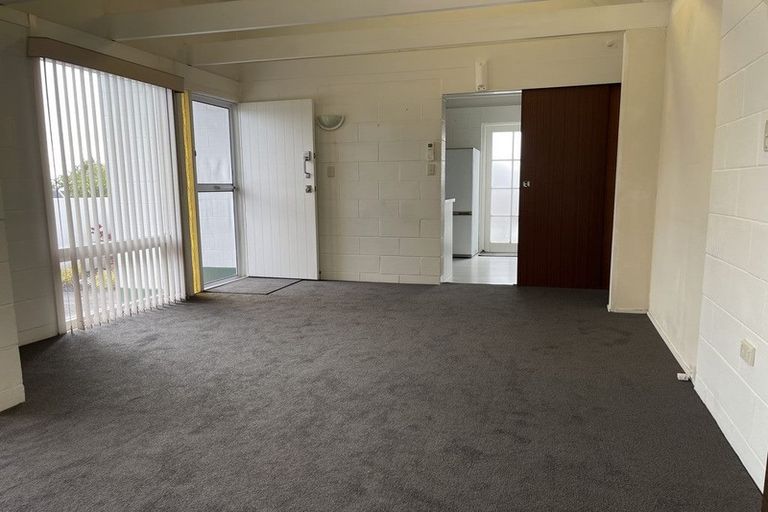 Photo of property in 3/20 Selwyn Road, Cockle Bay, Auckland, 2014