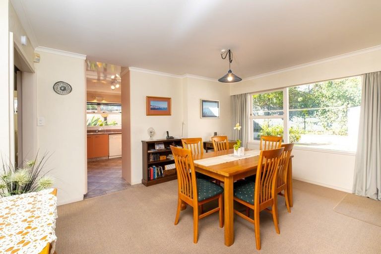 Photo of property in 5 Carl Avenue, Havelock North, 4130