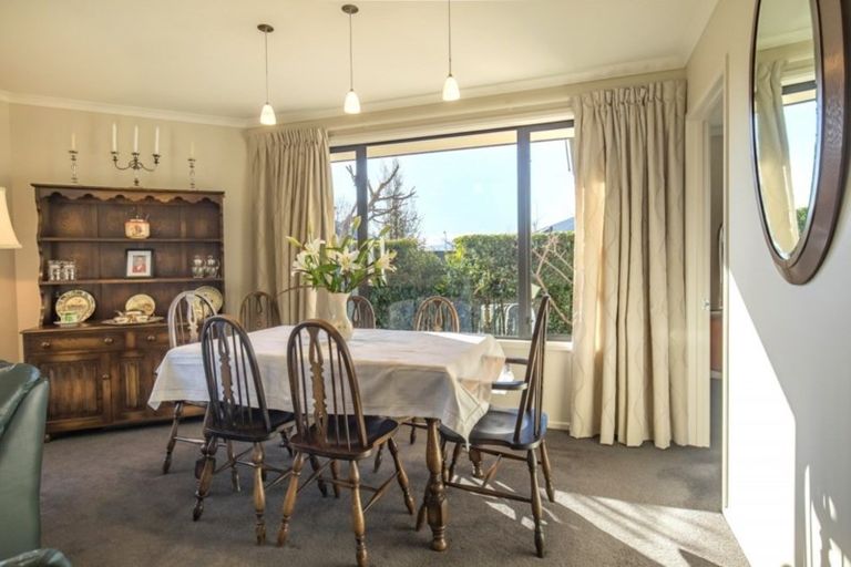 Photo of property in 35 Old Station Avenue, Wanaka, 9305