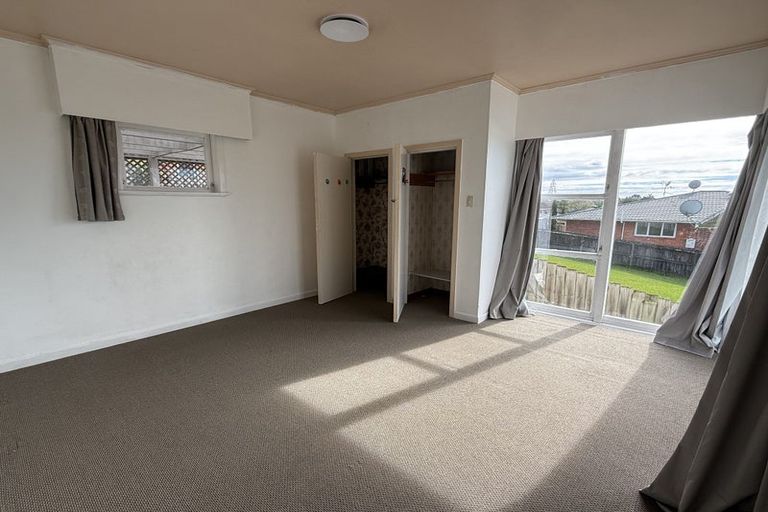 Photo of property in 12 Mason Street, New Lynn, Auckland, 0600