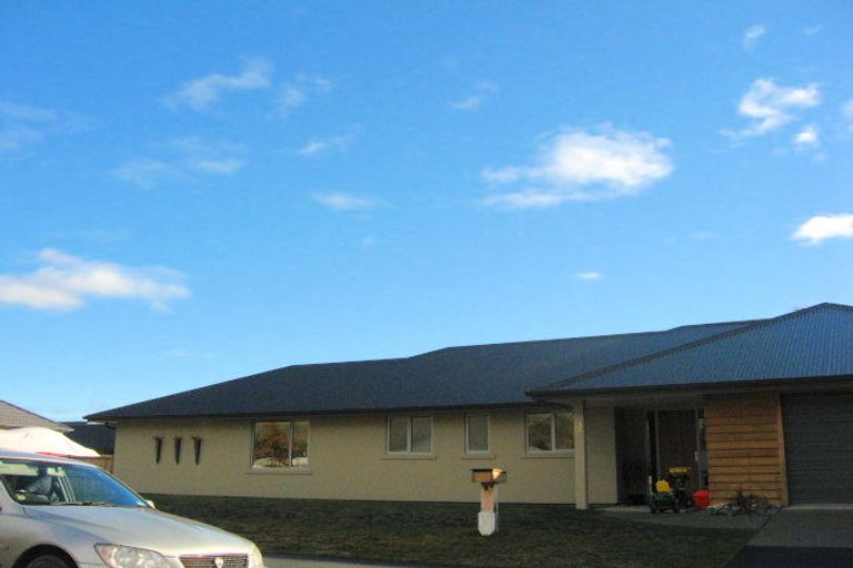 Photo of property in 50 Erskine Street, Lake Hayes, Queenstown, 9304