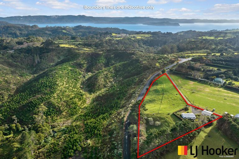 Photo of property in 204b Tram Gully Road, Manukau Heads, Waiuku, 2684
