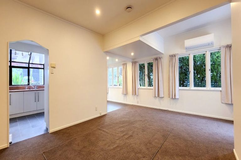 Photo of property in 15 Waiatawa Road, Tikipunga, Whangarei, 0112