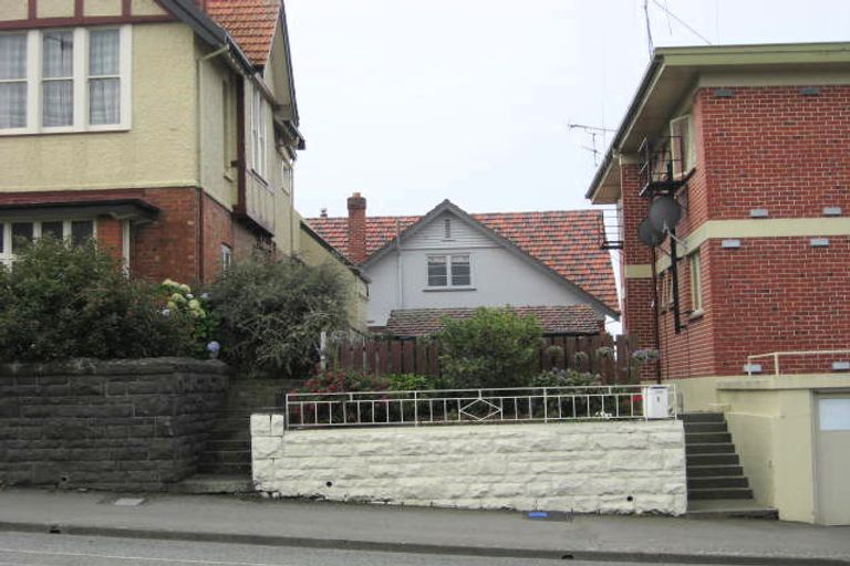 Photo of property in 1-4/7 Wai-iti Road, Maori Hill, Timaru, 7910