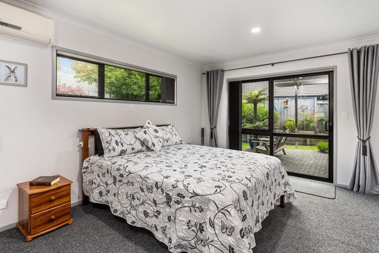 Photo of property in 31 Hamon Place, Pukehangi, Rotorua, 3015