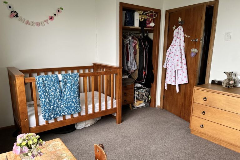 Photo of property in 12 Titiro Moana Road, Korokoro, Lower Hutt, 5012