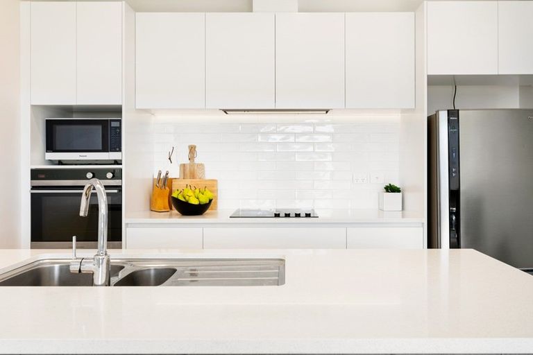 Photo of property in 87 Bomb Point Drive, Hobsonville, Auckland, 0616