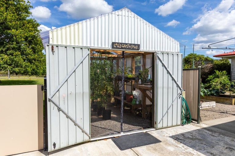 Photo of property in 69 Sowry Road, Woodville, 4920