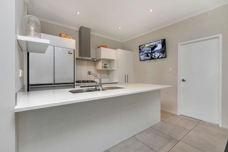 Photo of property in 30 Squadron Drive, Hobsonville, Auckland, 0616