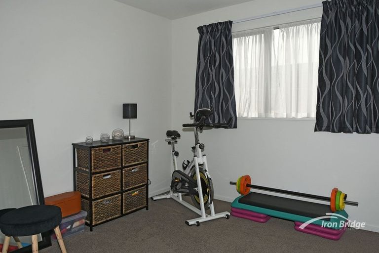 Photo of property in 2/97 Packe Street, Edgeware, Christchurch, 8013