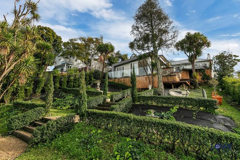 Photo of property in 63 Ngataringa Road, Devonport, Auckland, 0624