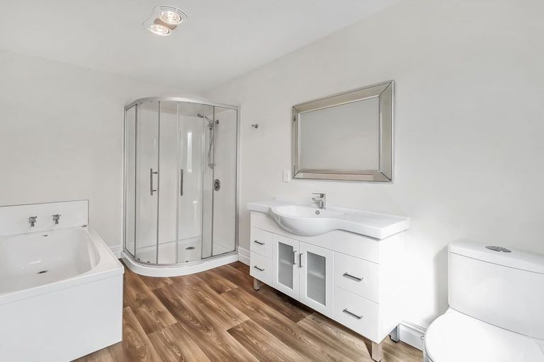 Photo of property in 14 Lee Street, Southbridge, 7602