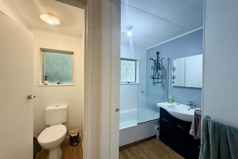 Photo of property in 6 Newlyn Place, Welbourn, New Plymouth, 4312