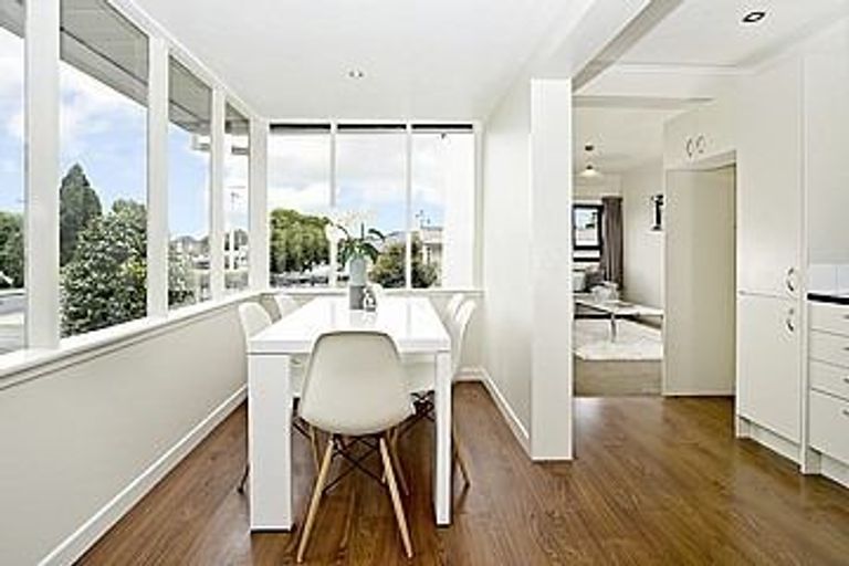 Photo of property in 51 Marne Road, Papakura, 2110