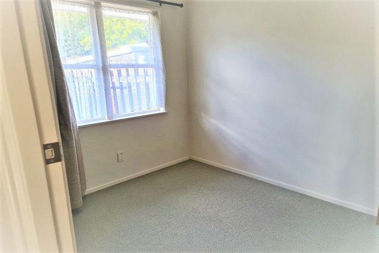 Photo of property in 42 Wyllie Road, Papatoetoe, Auckland, 2025