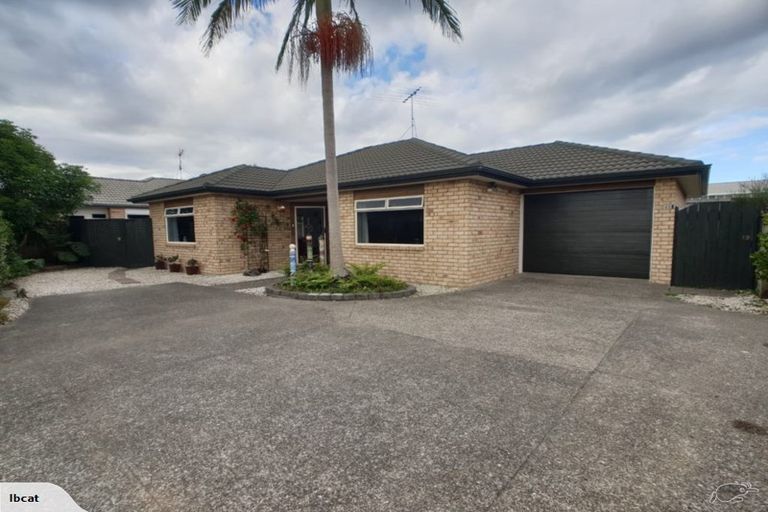 Photo of property in 29 Dan Tori Place, Orewa, 0931