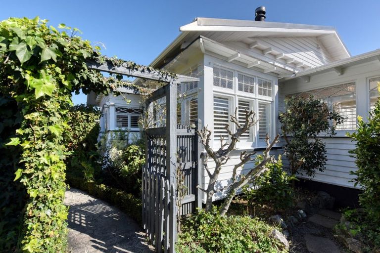 Photo of property in 255 Bridge Street, The Wood, Nelson, 7010