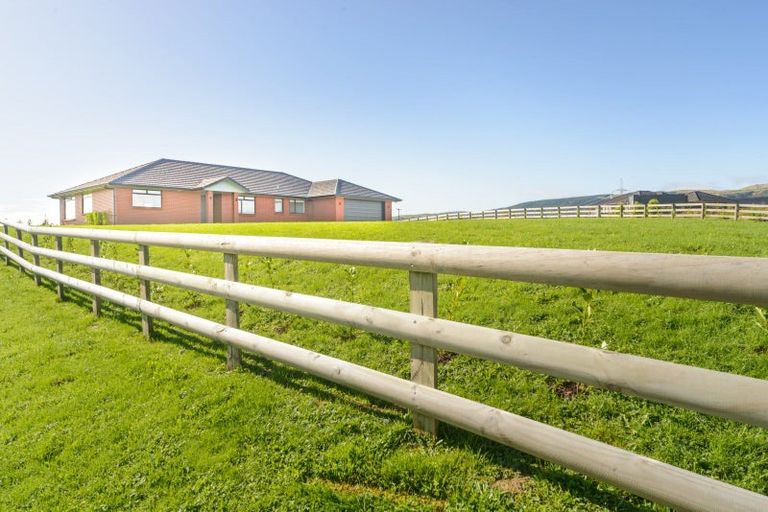 Photo of property in 117 Kingsdale Park Drive, Aokautere, Palmerston North, 4471